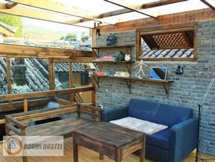 Shuhe Doumi International Youth Hostel 麗江市 エクステリア 写真